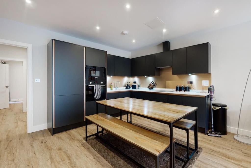 Stylish 2Bed Flat 10Min To Wimbledon Tennis Courts Londýn Exteriér fotografie